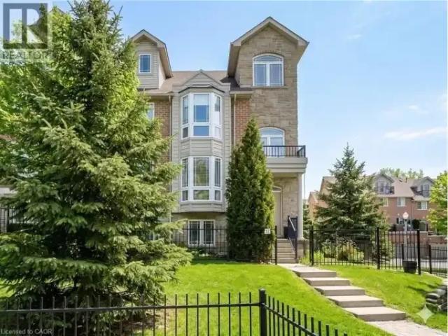3 Bedroom Townhouse Cambridge ON 102847363