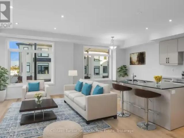 3 Bedroom Townhouse Cambridge ON 103542266