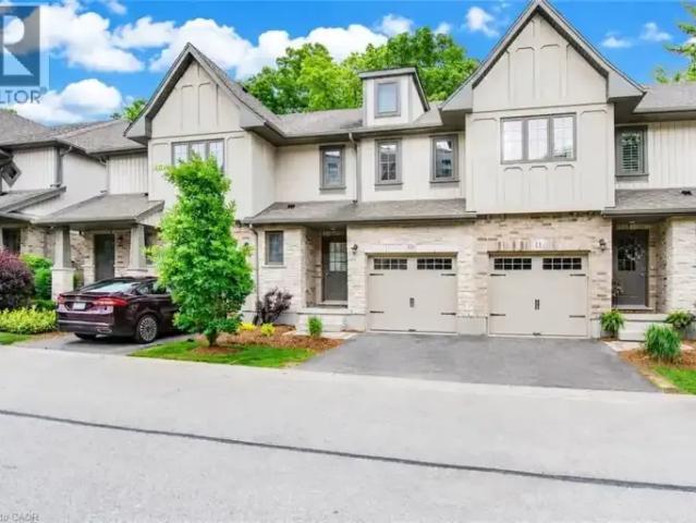 3 Bedroom Townhouse Cambridge ON 103243656