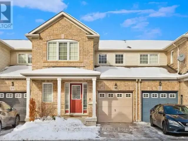3 Bedroom Townhouse Cambridge ON 104506906