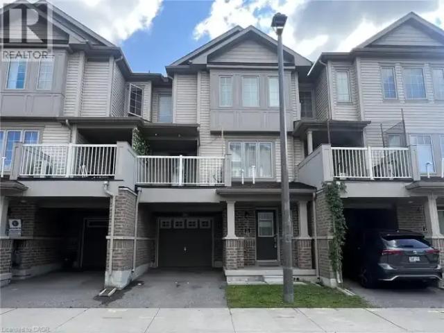 3 Bedroom Townhouse Cambridge ON 105088033