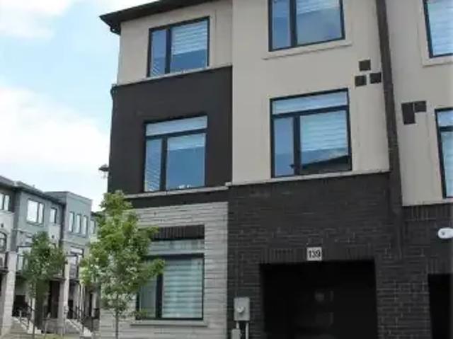3 Bedroom Townhouse Cambridge ON 105118899