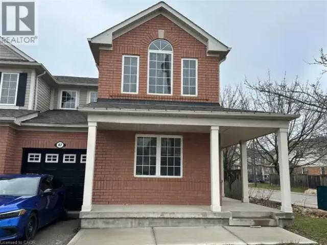 3 Bedroom Townhouse Cambridge ON LS101186204