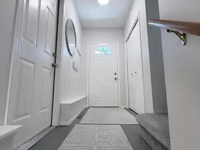 3 Bedroom Townhouse Canmore AB 104181560
