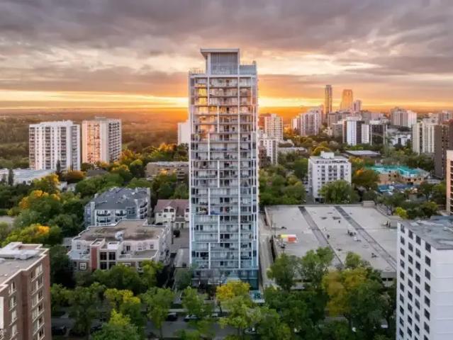 3 Bedroom Townhouse Edmonton AB LS93692277