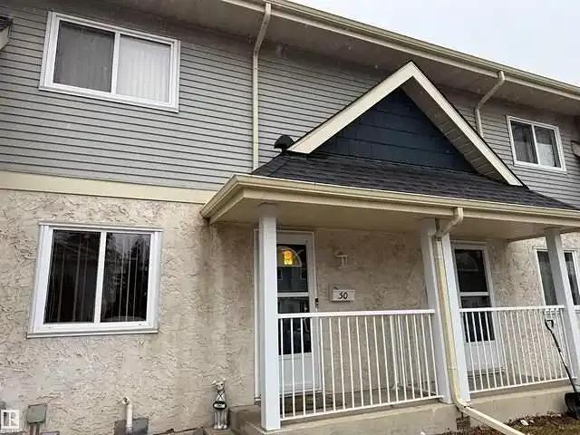 3 Bedroom Townhouse Edmonton AB 101400353