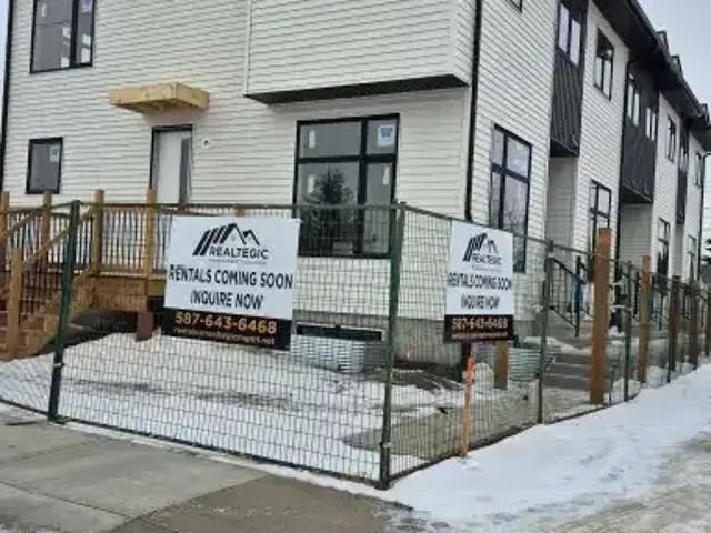 3 Bedroom Townhouse Edmonton AB 102752426