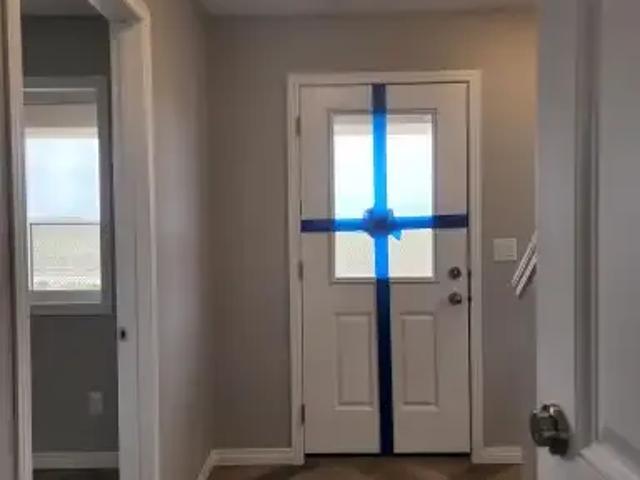 3 Bedroom Townhouse Edmonton AB 103011542
