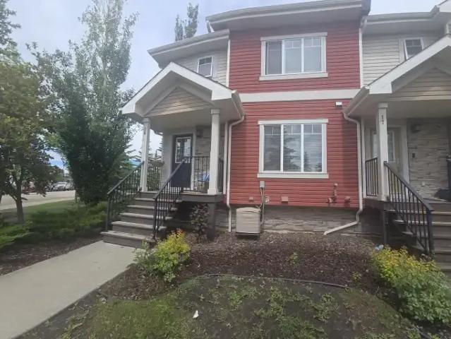 3 Bedroom Townhouse Edmonton AB 103355310