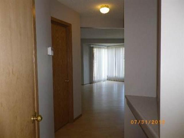 3 Bedroom Townhouse Edmonton AB 103366819