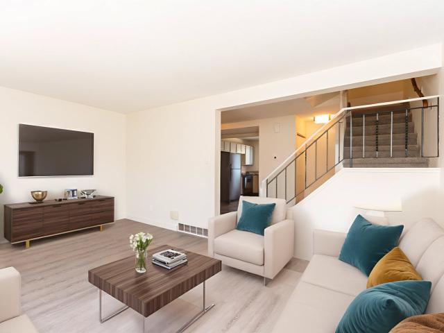 3 Bedroom Townhouse for rent in Eastside Estates in 75 Cavendish St Regina, Glencairn, S4N 5B9