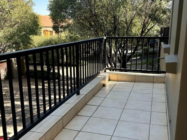3 Bedroom Townhouse For Sale in Menlo Park
