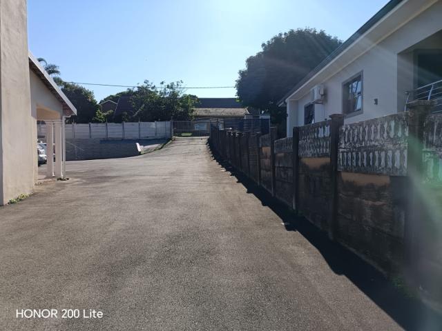 3 Bedroom Townhouse For Sale in Montclair