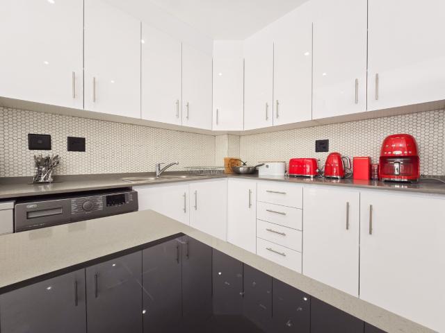 3 Bedroom Townhouse For Sale in Morningside
