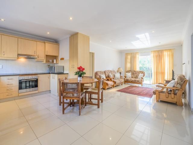 3 Bedroom Townhouse For Sale in Mount Edgecombe