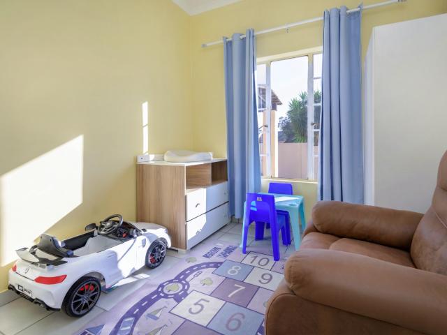 3 Bedroom Townhouse For Sale in Northgate