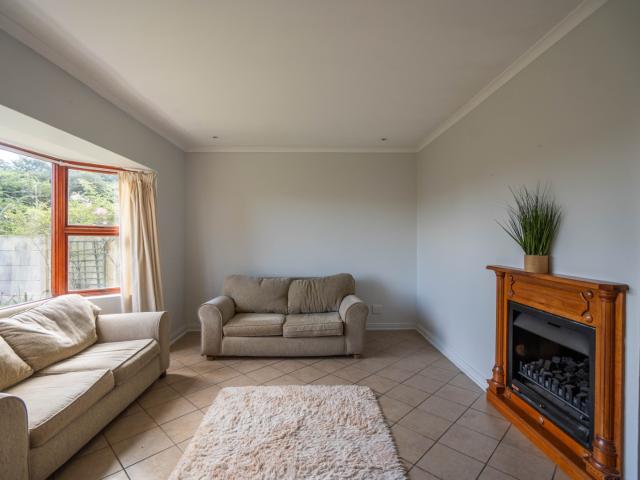 3 Bedroom Townhouse For Sale in Oatlands North