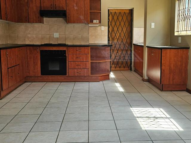 3 Bedroom Townhouse For Sale in Annadale