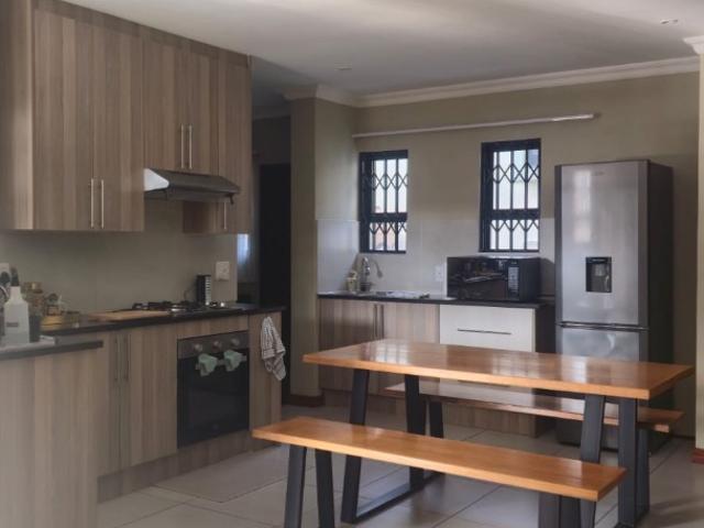 3 Bedroom Townhouse For Sale in Ben Fleur