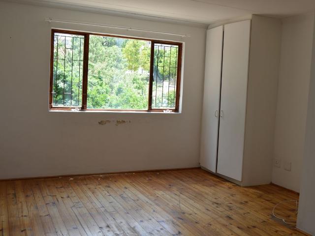 3 Bedroom Townhouse For Sale in Carlswald