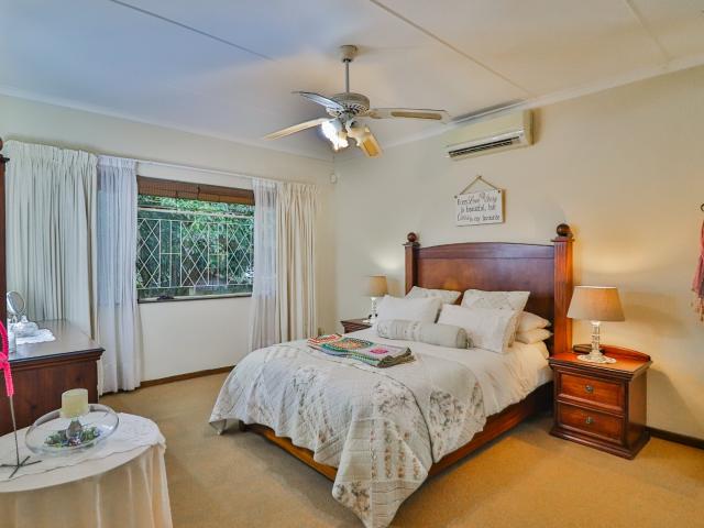 3 Bedroom Townhouse For Sale in Clarendon