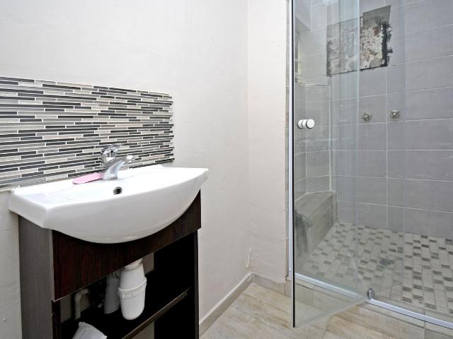 3 Bedroom Townhouse For Sale in Corlett Gardens
