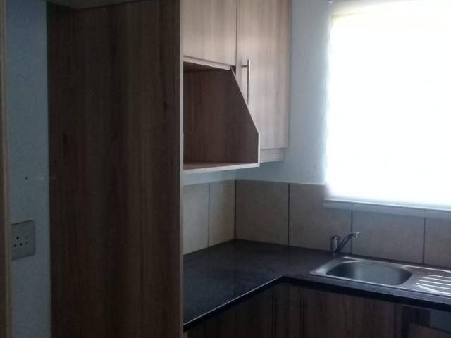 3 Bedroom Townhouse For Sale in Dawn Park