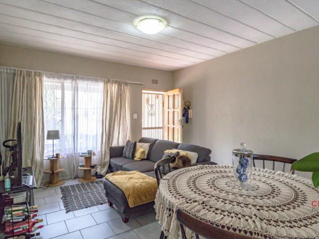 3 Bedroom Townhouse For Sale in Eden Glen