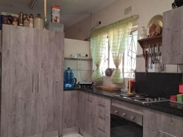 3 Bedroom Townhouse For Sale in Elandsrand