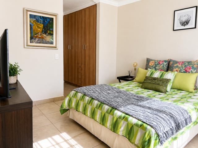 3 Bedroom Townhouse For Sale in Equestria