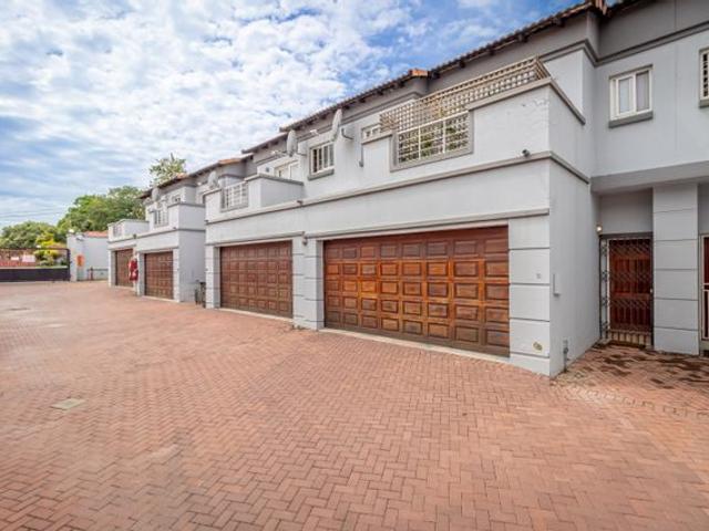 2 Bedroom Townhouse For Sale in Ferndale