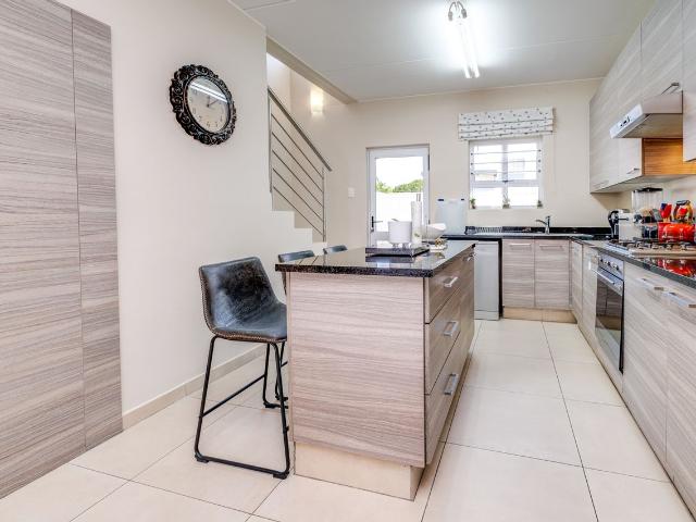 3 Bedroom Townhouse For Sale in Fourways