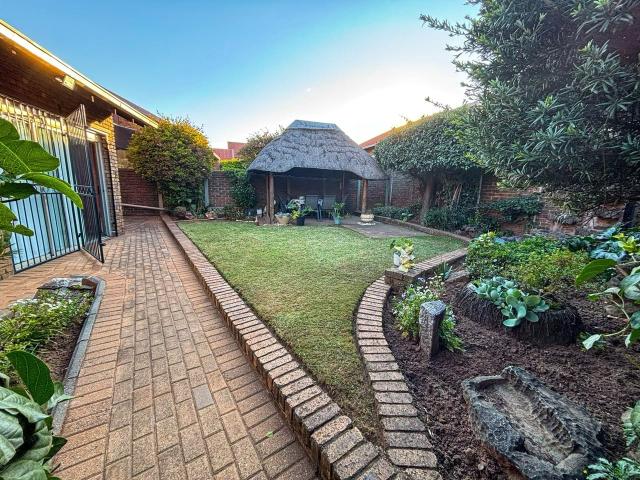 3 Bedroom Townhouse For Sale in Gosforth Park