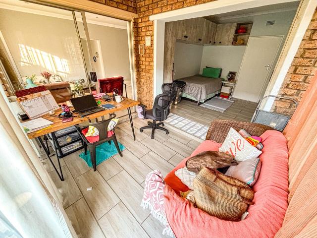 3 Bedroom Townhouse For Sale in Gosforth Park