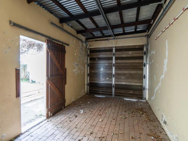 3 Bedroom Townhouse For Sale in Grahamstown Central