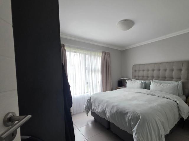 3 Bedroom Townhouse For Sale in Groenvlei SH