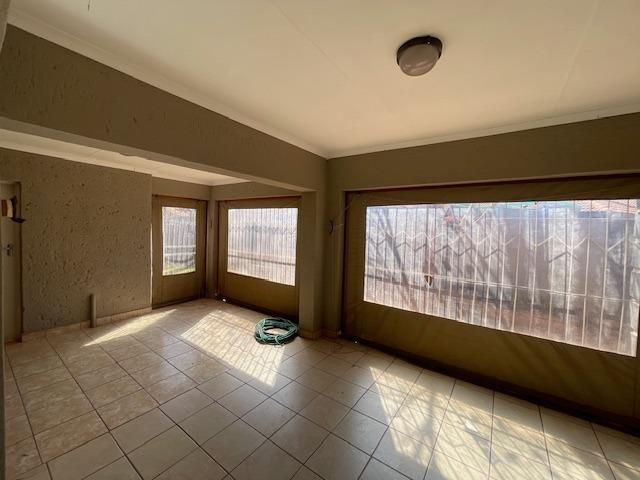 3 Bedroom Townhouse For Sale in Kathu