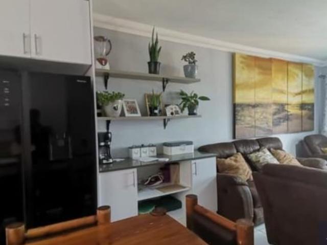 3 Bedroom Townhouse For Sale in Kibler Park
