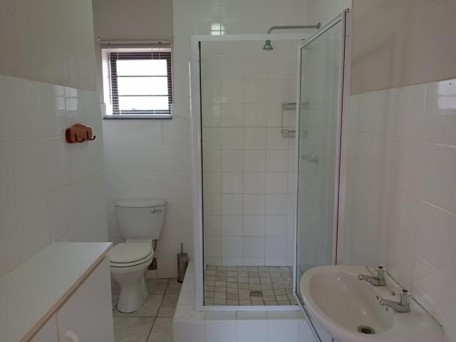 3 Bedroom Townhouse For Sale in Kleinemonde