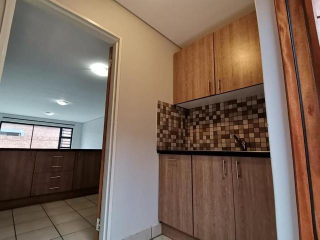 3 Bedroom Townhouse For Sale in Langenhovenpark