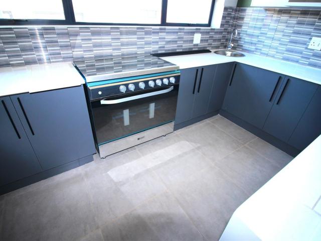 3 Bedroom Townhouse For Sale in Langenhovenpark