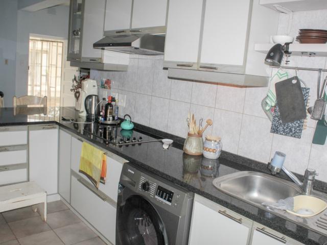 3 Bedroom Townhouse For Sale in Palm Beach