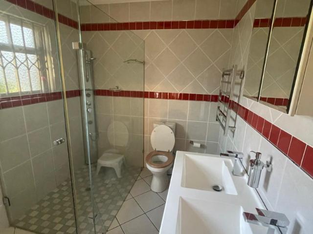 3 Bedroom Townhouse For Sale in Pelham