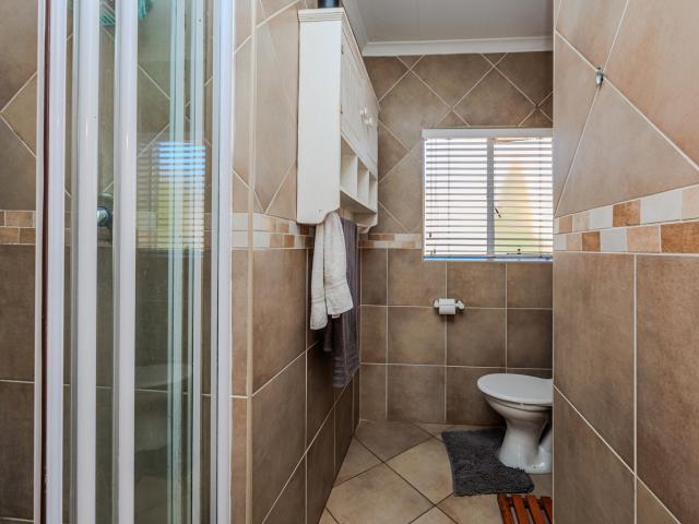 3 Bedroom Townhouse For Sale in Rangeview