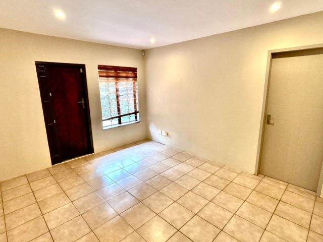 3 Bedroom Townhouse For Sale in Rietondale