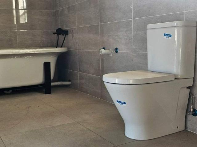3 Bedroom Townhouse For Sale in Sterpark
