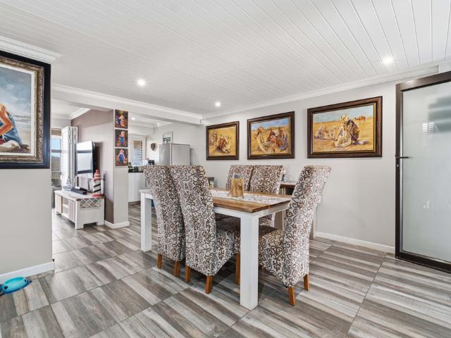 3 Bedroom Townhouse For Sale in Salt Rock
