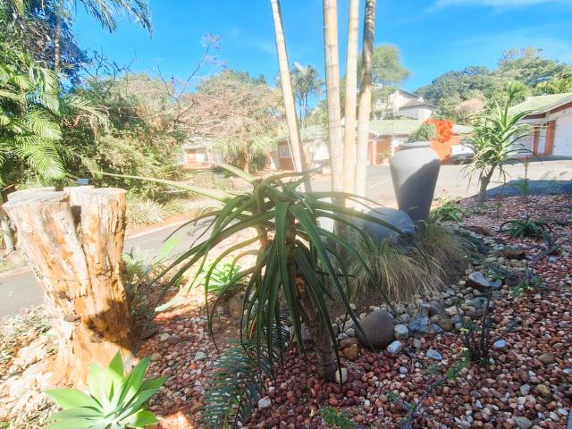 3 Bedroom Townhouse For Sale in Umtentweni