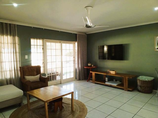 3 Bedroom Townhouse For Sale in Umtentweni