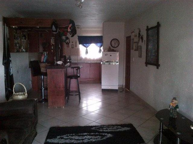 3 Bedroom Townhouse For Sale in Waterval East